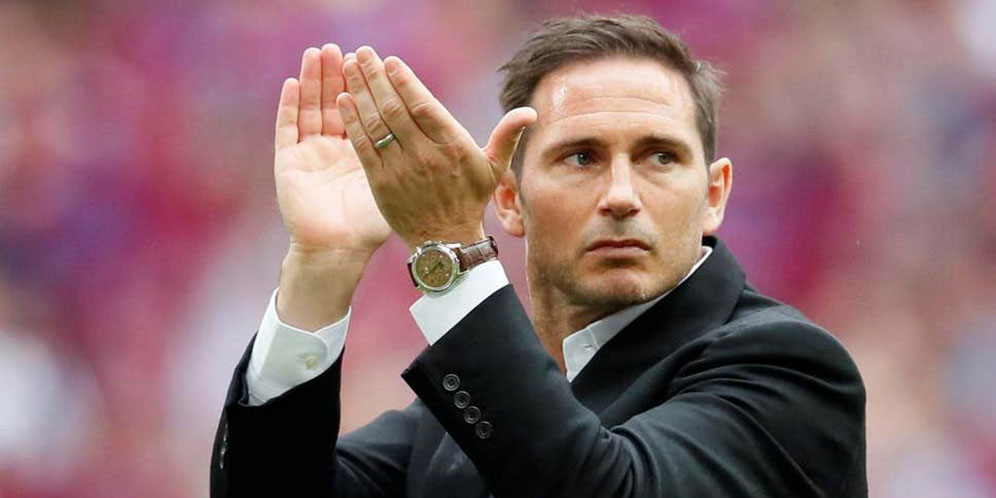 Apakah Tepat Kini Frank Lampard Saatnya Latih Chelsea? thumbnail